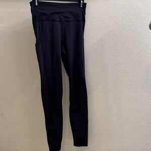 Athleta Ultimate Stash Pocket Tight 7/8 length Small TALL